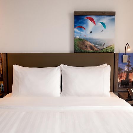Hotel Hampton By Hilton Lima San Isidro Extérieur photo