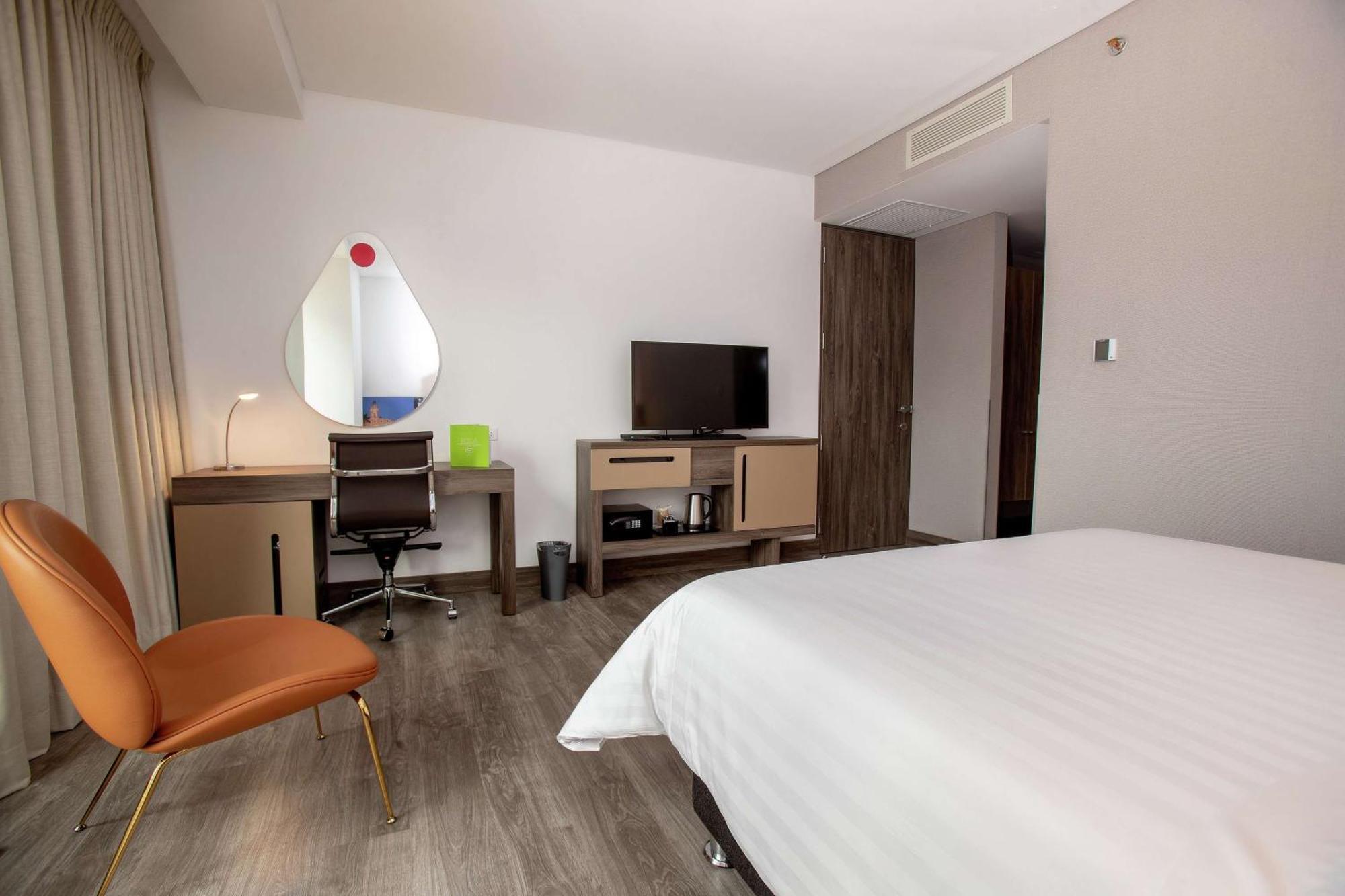 Hotel Hampton By Hilton Lima San Isidro Extérieur photo