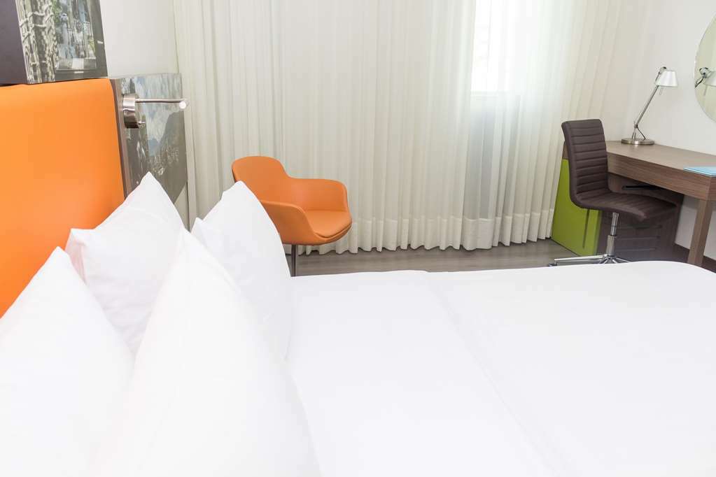 Hotel Hampton By Hilton Lima San Isidro Chambre photo