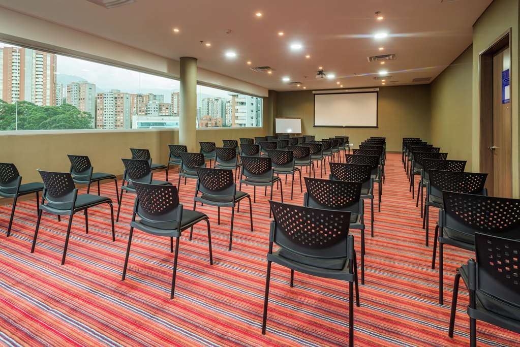 Hotel Hampton By Hilton Lima San Isidro Facilités photo