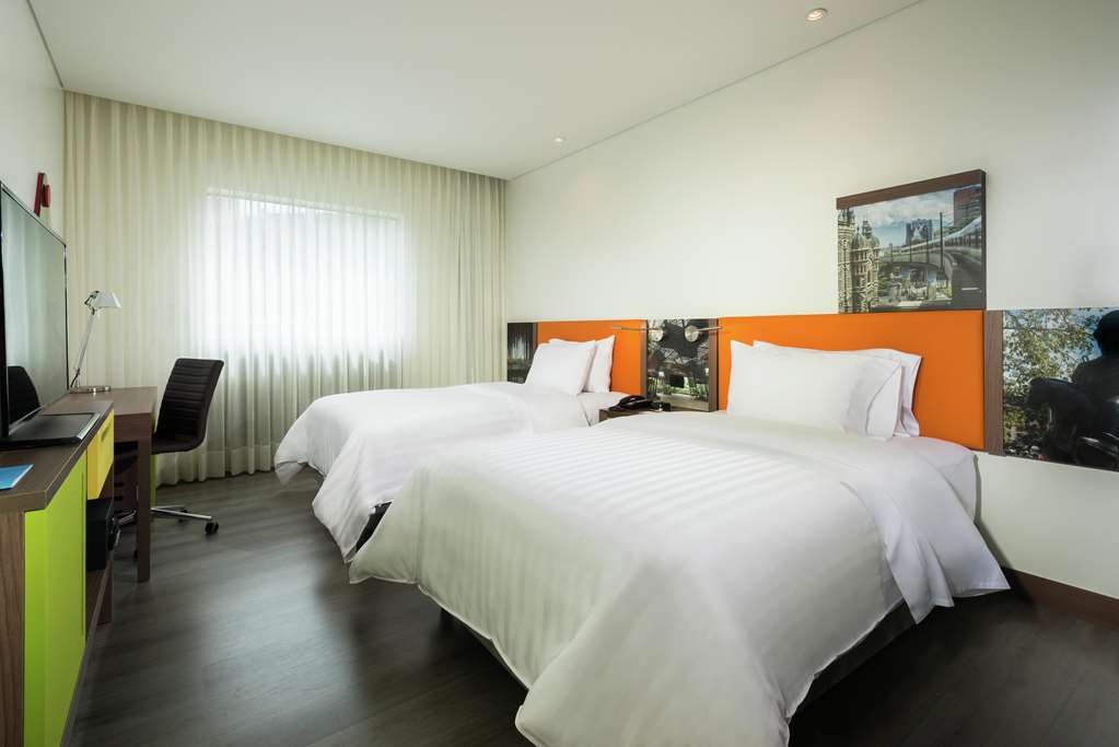 Hotel Hampton By Hilton Lima San Isidro Chambre photo
